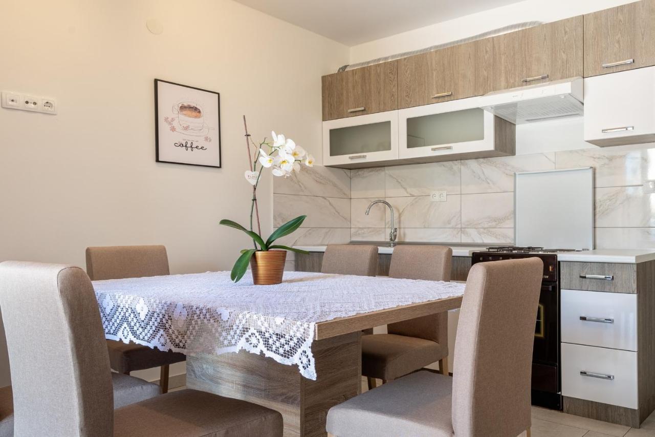Apartments Mira Neum Luaran gambar