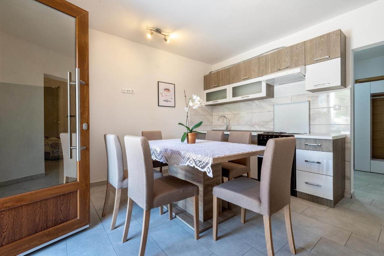Apartments Mira Neum Luaran gambar